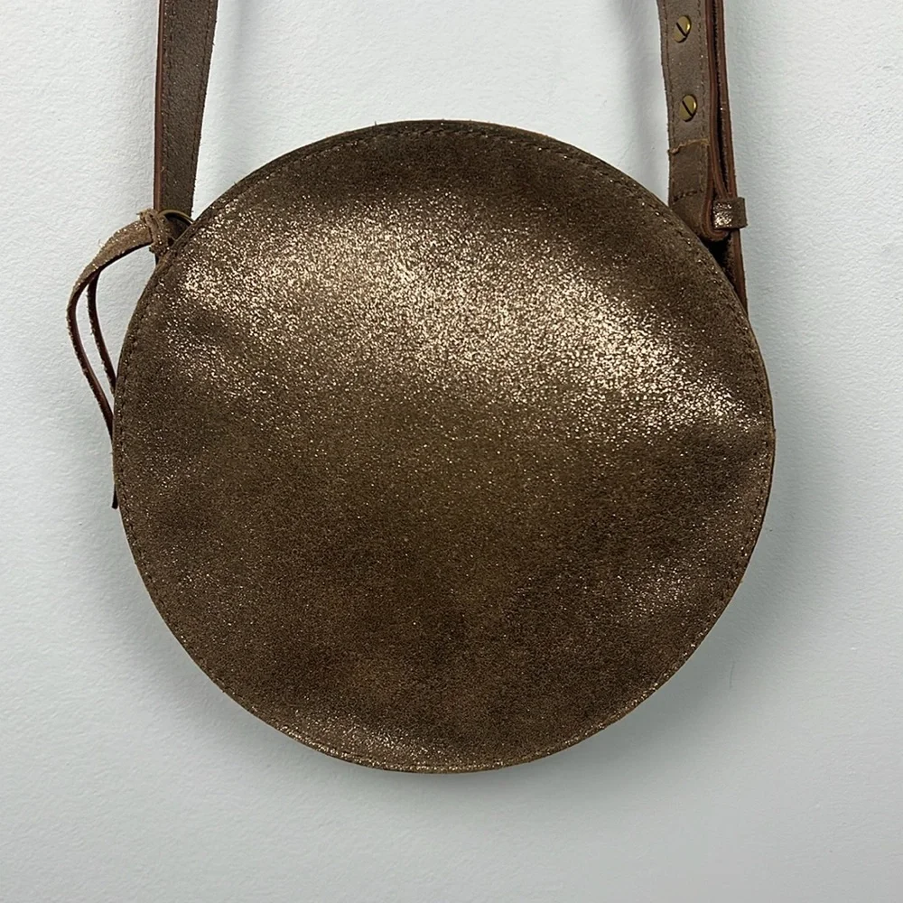 Madewell metallic sand simple circle crossbody leather bag